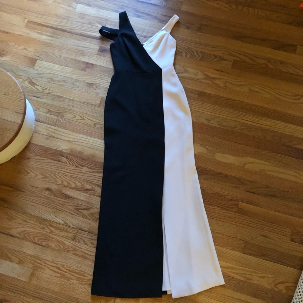 BCBG MAXAZRIA - NWT Blk/cream ball gown, sz 2